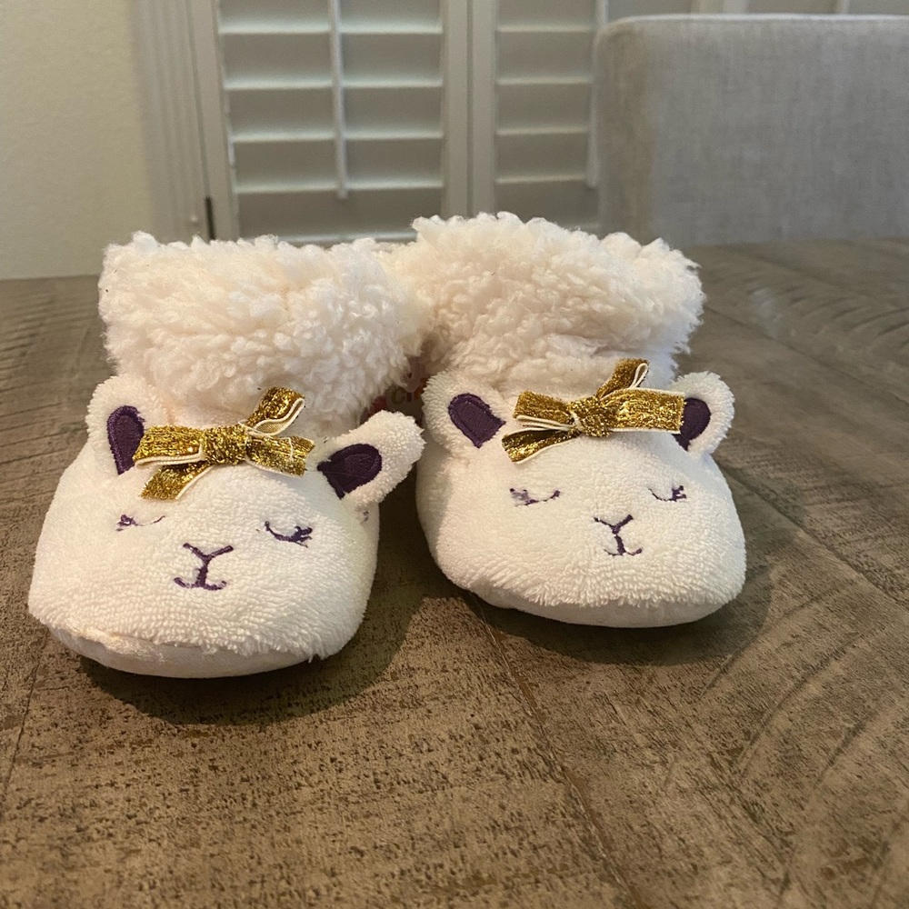 Toddler Slippers ⭐️